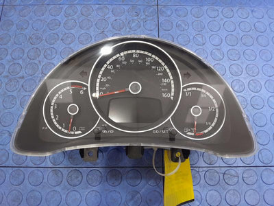 2013 Volkswagen Beetle Speedometer