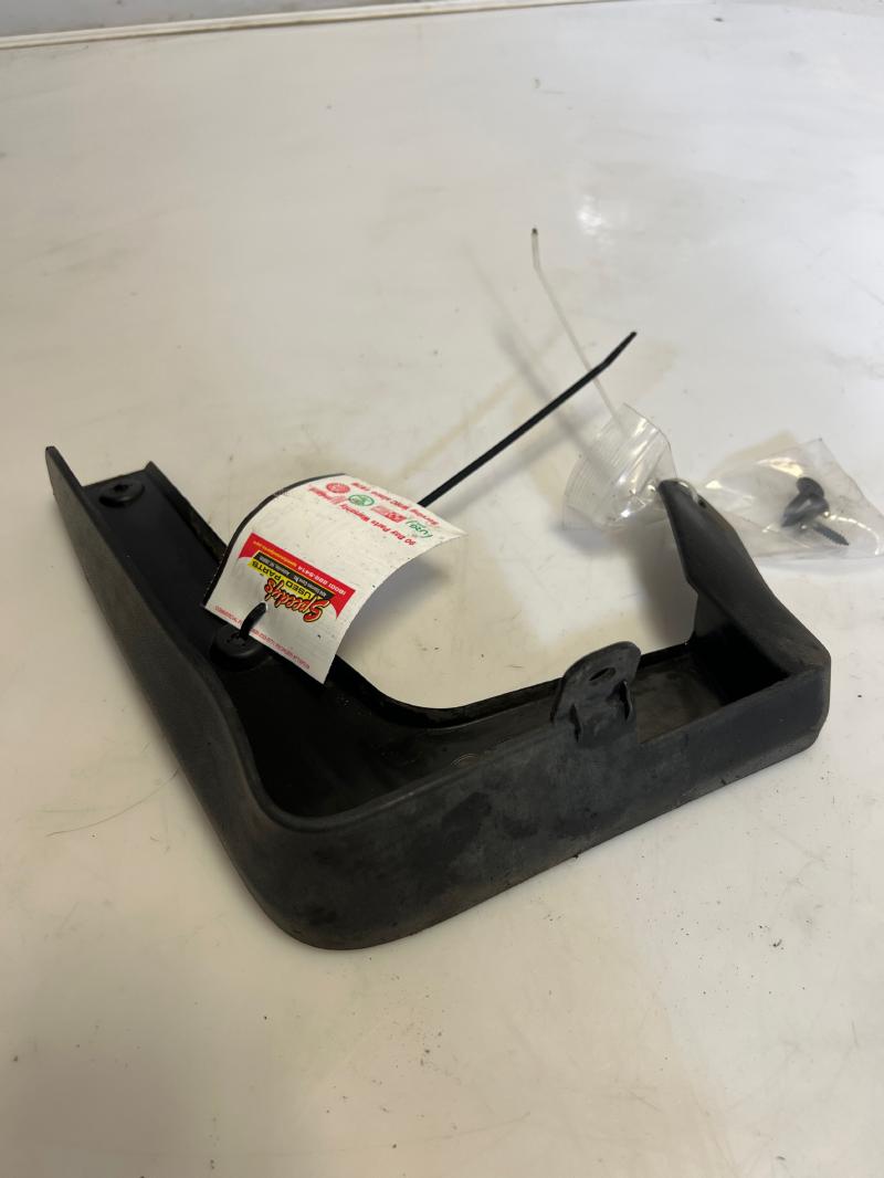 2014 Kia Sorento Mud Flap