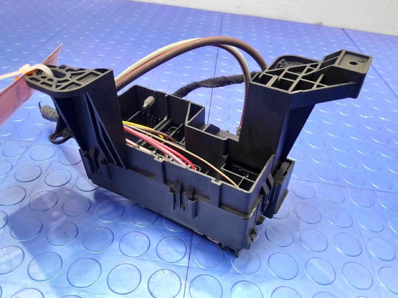 2017 Lincoln MKC 2.0L Engine Fuse Box Relay Junction Block OEM GJ7Z14290K