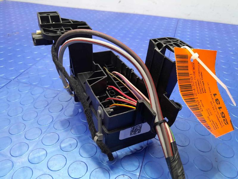 2017 Lincoln MKC 2.0L Engine Fuse Box Relay Junction Block OEM GJ7Z14290K