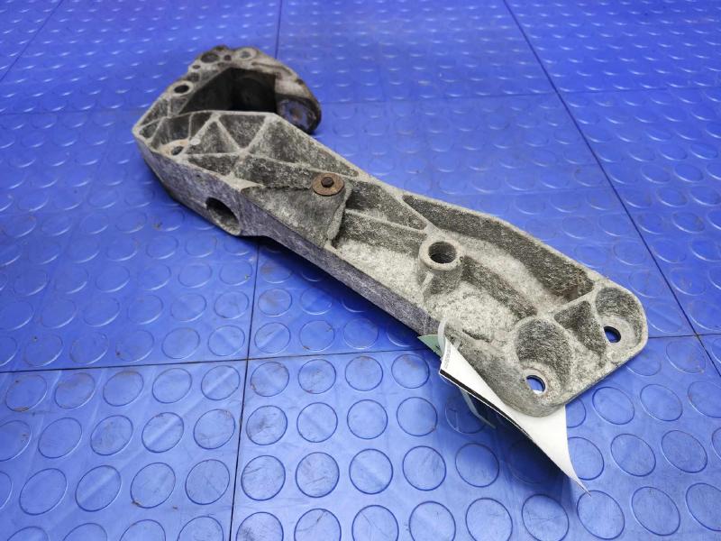 2011-2017 BMW 5-Series F10 xDrive Automatic Transmission Crossmember OEM 22326777615