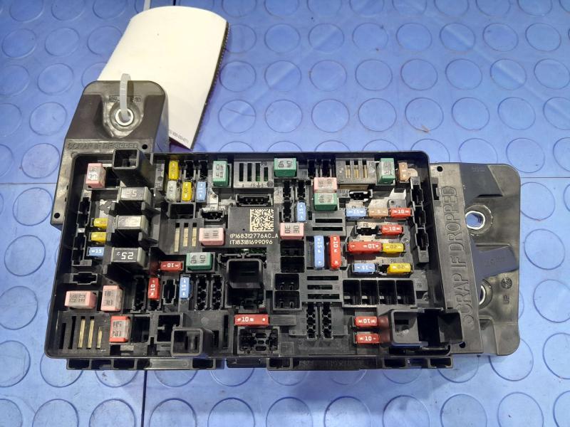 2019 Dodge Ram 1500 Power Distribution Center Fuse Box OEM 68312776AC