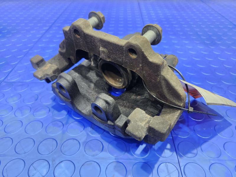 2018 Ford Transit Connect Caliper