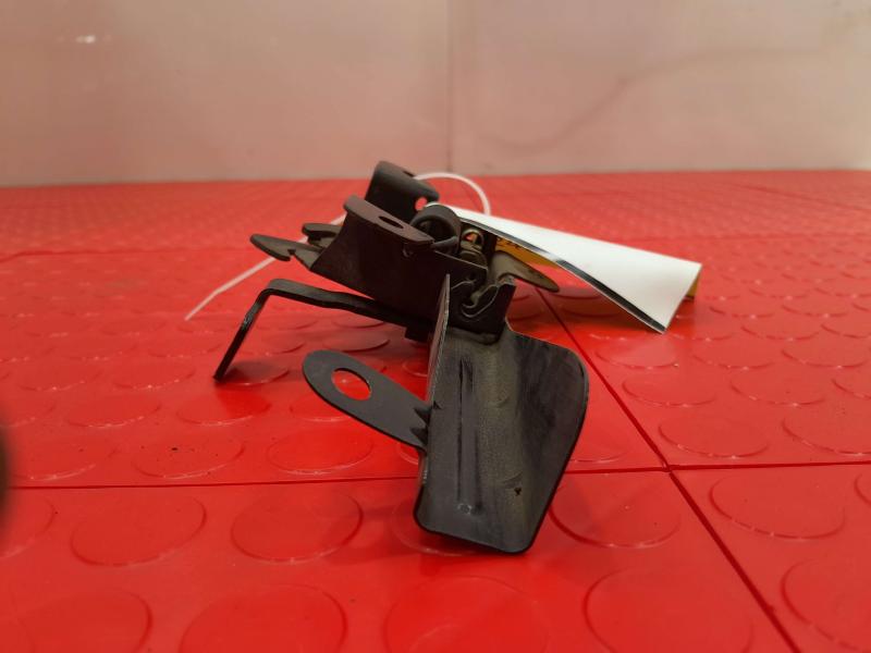 2010-2013 Kia Forte Hood Lock Latch Assembly Genuine OEM Part 811301M000