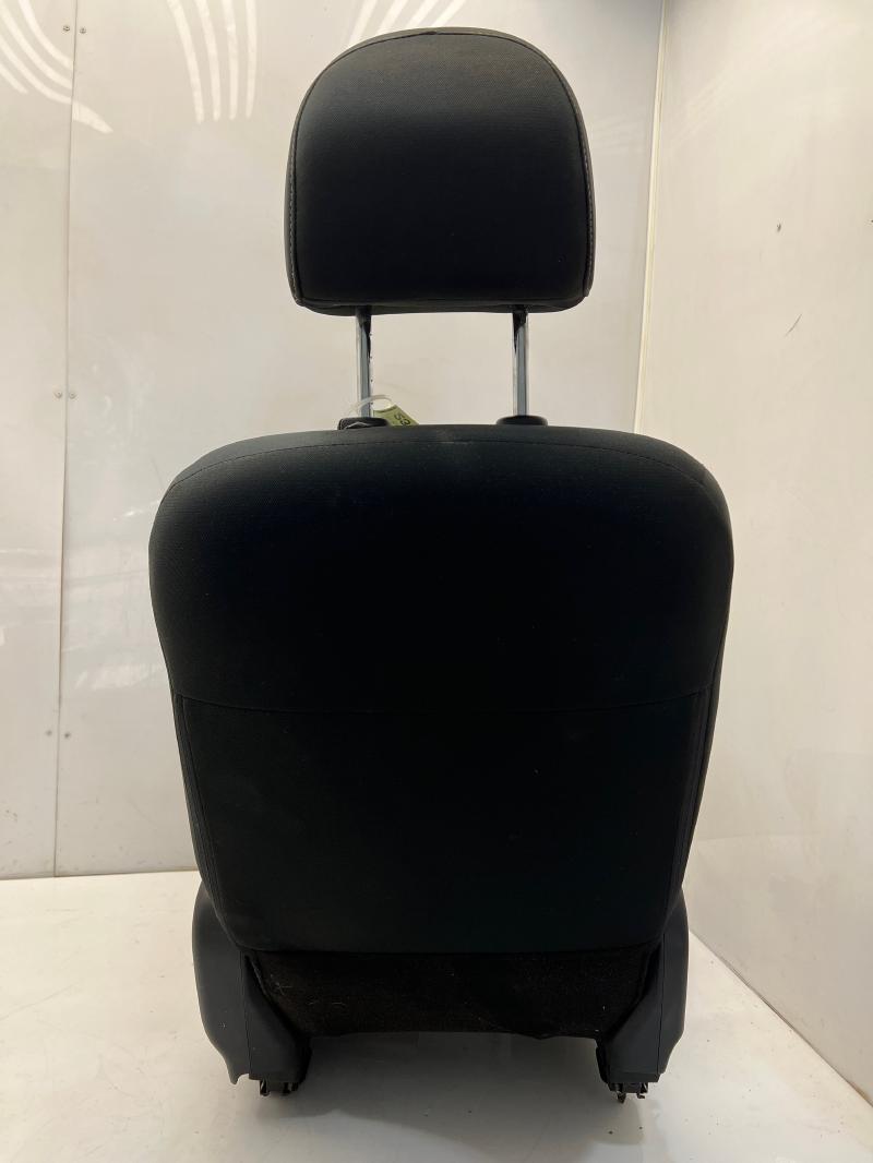 2019 Nissan Sentra Front Seat