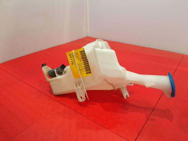 2014-2016 Kia Forte Sedan Windshield Washer Fluid Reservoir Assembly OEM 98610A7010