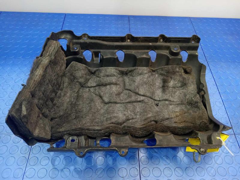 2014 Chevrolet Silverado 1500 Engine Cover