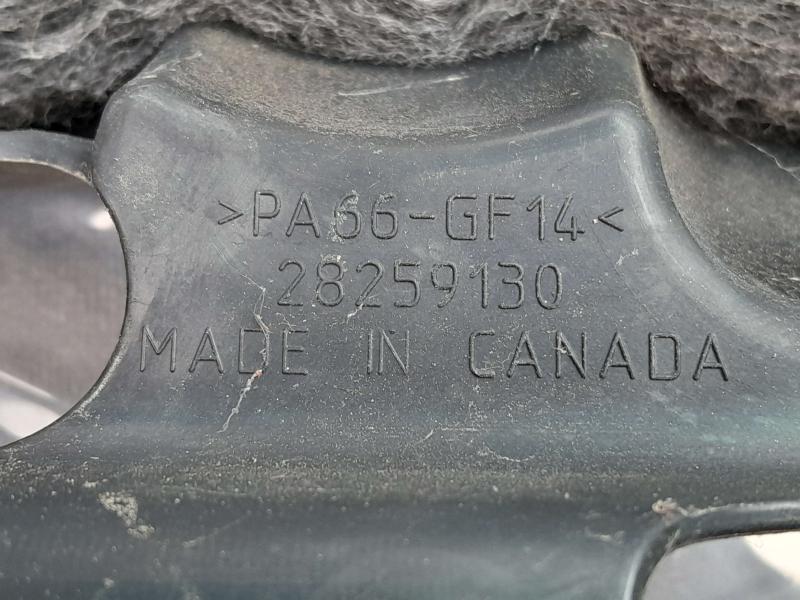 2014 Chevrolet Silverado 1500 Engine Cover