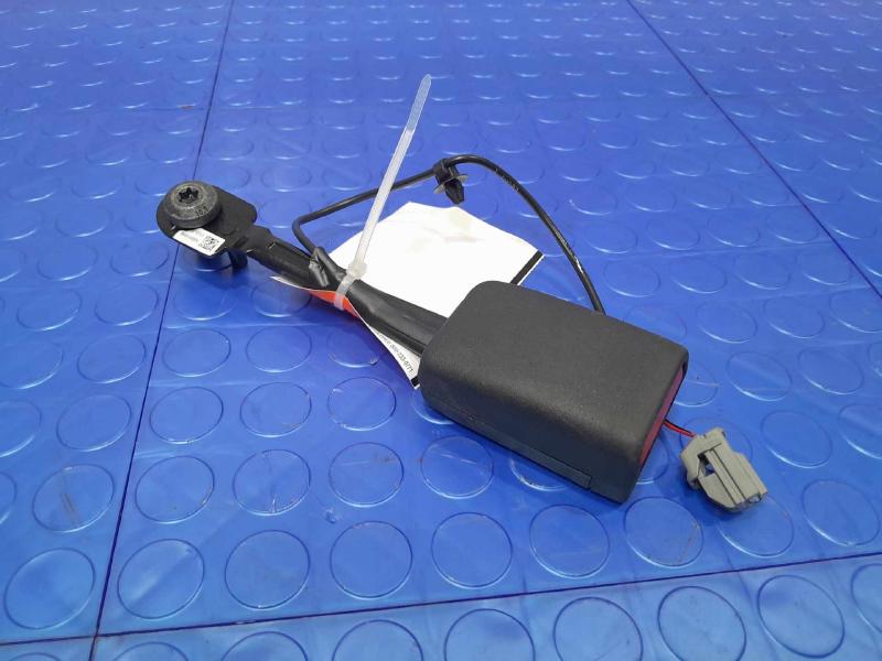 2021 Chrysler Voyager Front Seat Belt