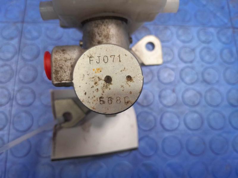 2015-2017 Subaru Outback Legacy 2.5L CVT Brake Master Cylinder Assembly OEM 26449FJ010
