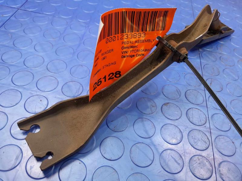 1989-1992 Ford Ranger Accelerator Pedal Assembly Genuine OEM Part