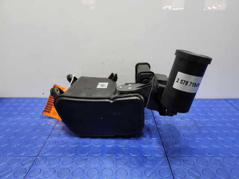 2016 BMW 528I Evaporator Canister