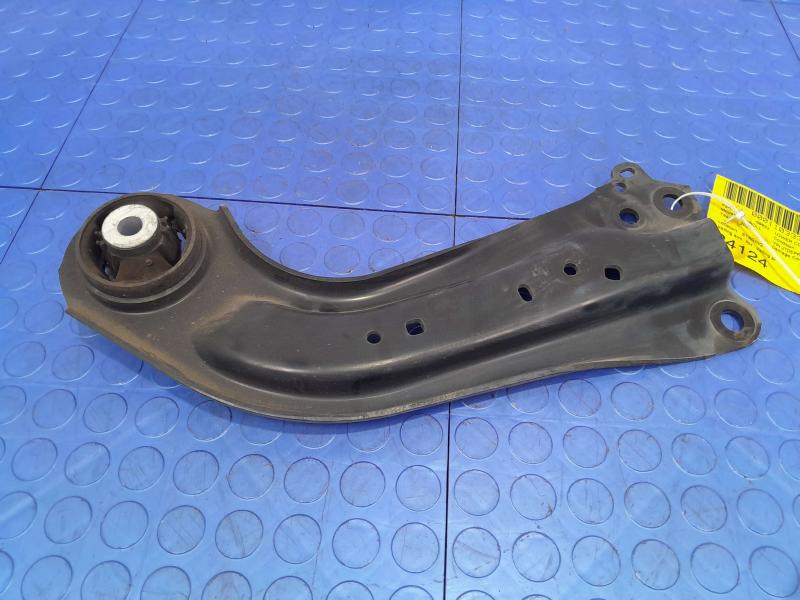 2020-2023 Toyota Corolla Rear Lower Trailing Arm RH Passenger Side OEM 4876047010