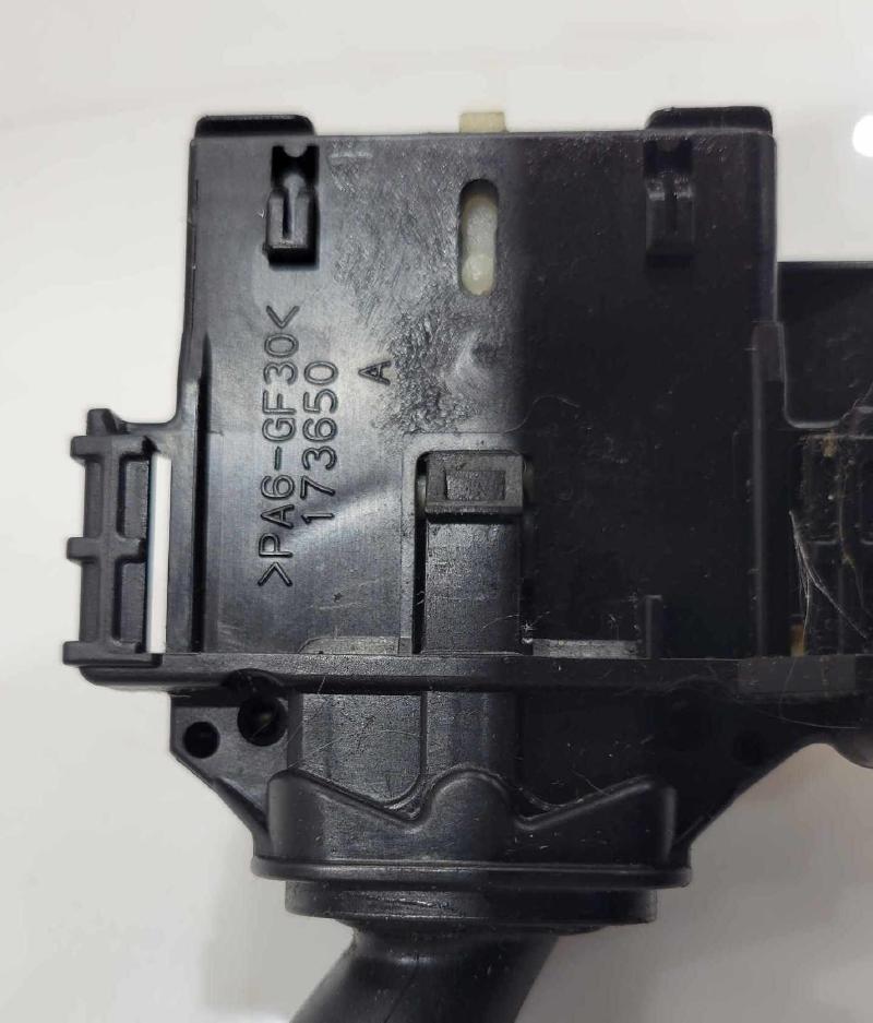 2001 - 2003 Toyota Highlander Turn Signal Headlamp Wiper Switch Assembly w/o Fogs OEM 8465208031 8414020670