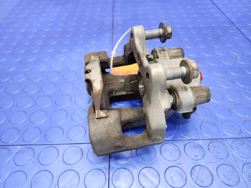 2014 BMW 228i Caliper