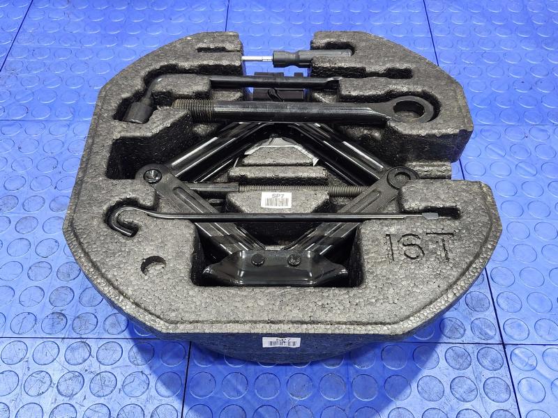 2019 Hyundai Kona Jack Assembly