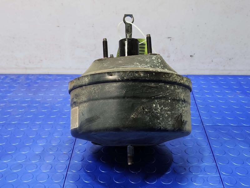 2003-2004 Lincoln Towncar Power Brake Booster Servo Genuine OEM 3W13-2B195-AG