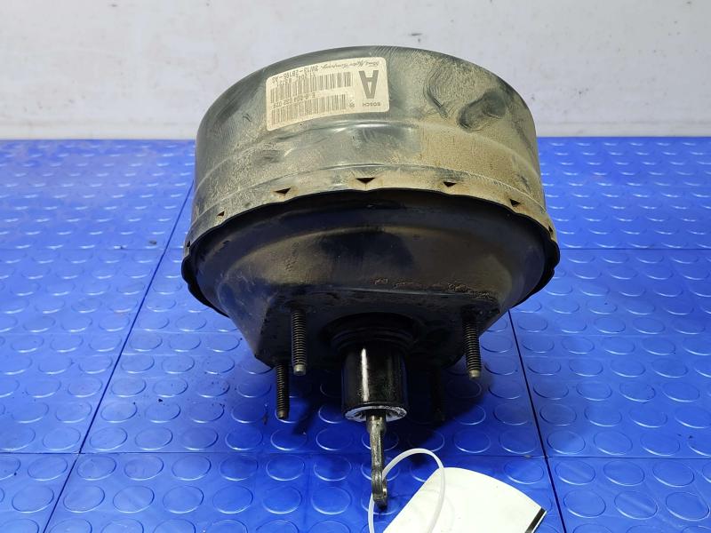 2003-2004 Lincoln Towncar Power Brake Booster Servo Genuine OEM 3W13-2B195-AG