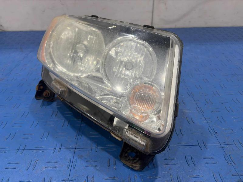 2012 Jeep Compass Headlamp Assembly