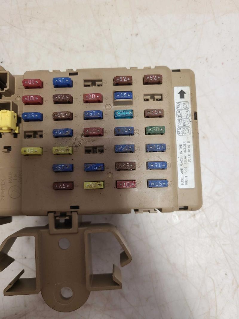 2009 - 2013 Subaru Forester Cabin Fuse Box Juntion Block OEM 82201FG010