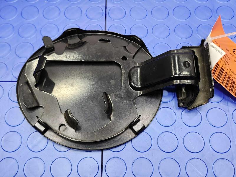 2019 Toyota Yaris Fuel Tank Door