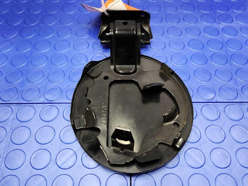 2019 Toyota Yaris Fuel Tank Door