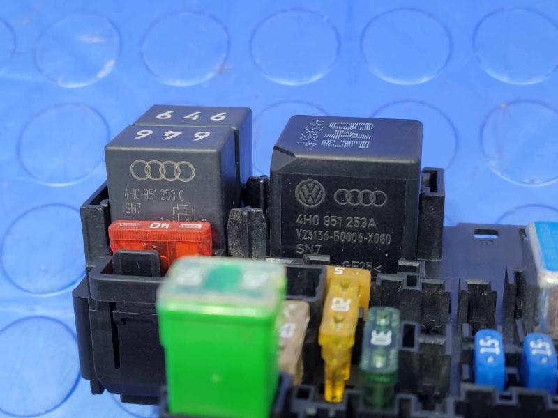 2015-2020 Audi A3 Cabin Fuse Box Relay Junction Block OEM 5Q0937615C