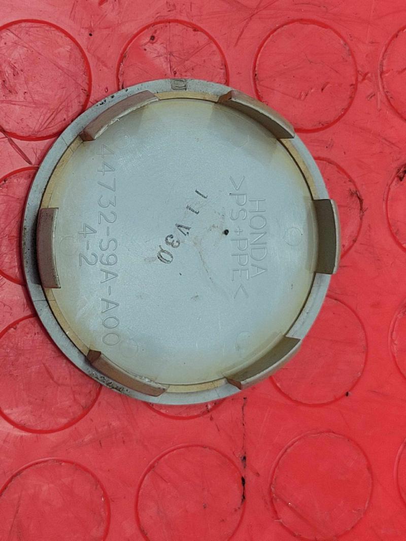 2012 Honda CR-V Center Cap