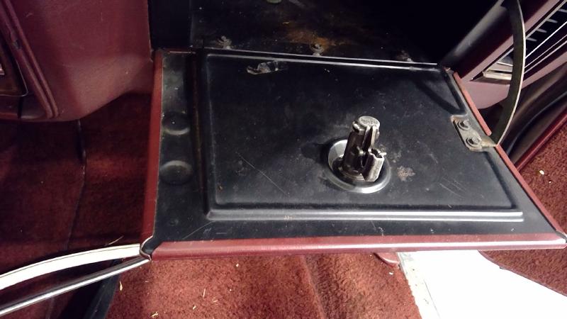 1984 Oldsmobile Ninety-Eight Glove Box