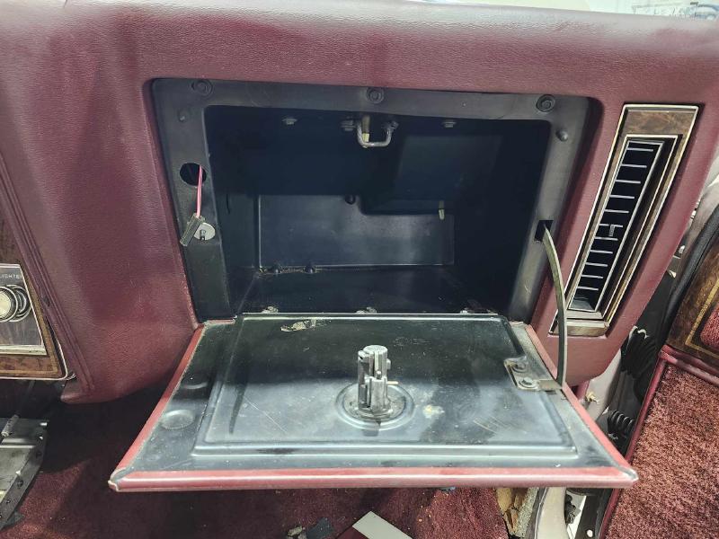1984 Oldsmobile Ninety-Eight Glove Box