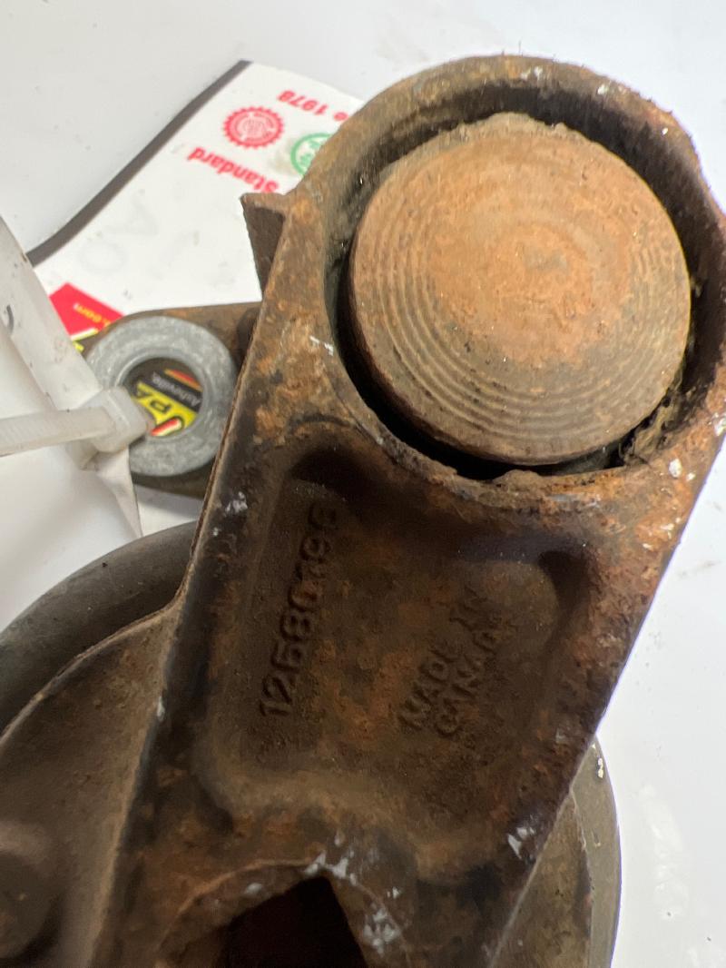 2000 Chevrolet Silverado 1500 Engine Belt Tensioner