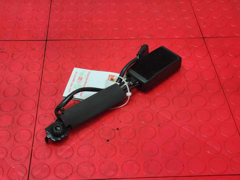 2013-2016 Ford Fusion Front Seat Belt Buckle Right Passenger Side Black OEM DG9Z5461202AB