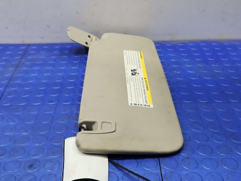 2012 GMC Yukon Sun Visor