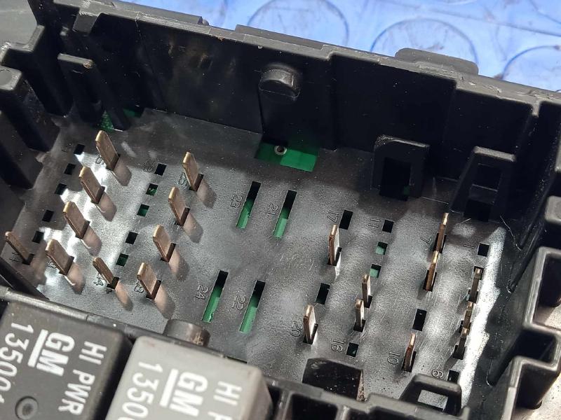 2014 Chevrolet Silverado 1500 Cabin Fuse Box