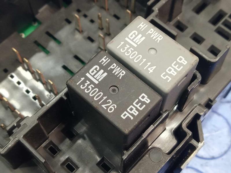 2014 Chevrolet Silverado 1500 Cabin Fuse Box