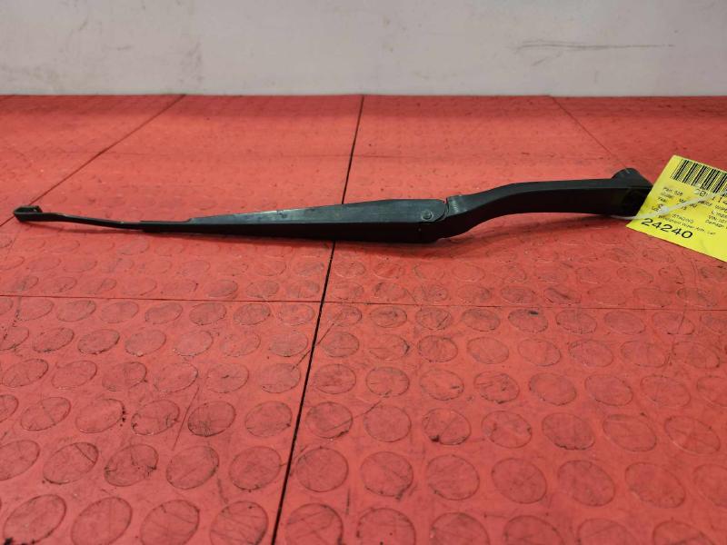 2013 Chevrolet Malibu Wiper Arm
