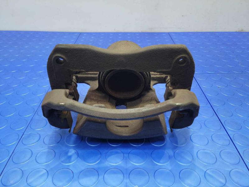 2009 Toyota Camry Caliper