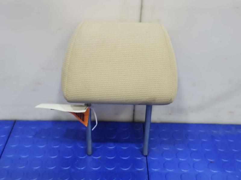 2010 Mazda Mazda3 Headrest