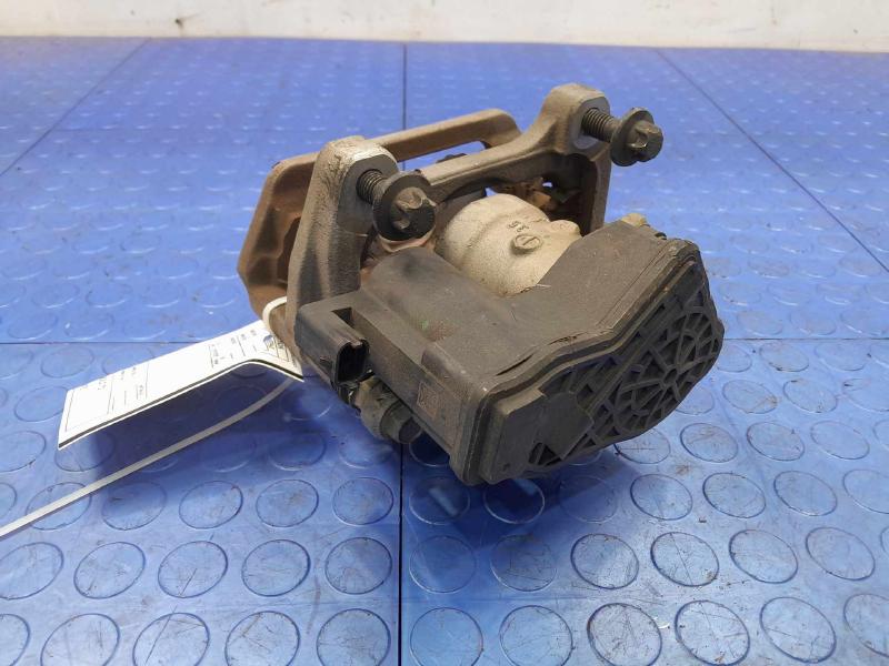2021 Tesla Model 3 Caliper
