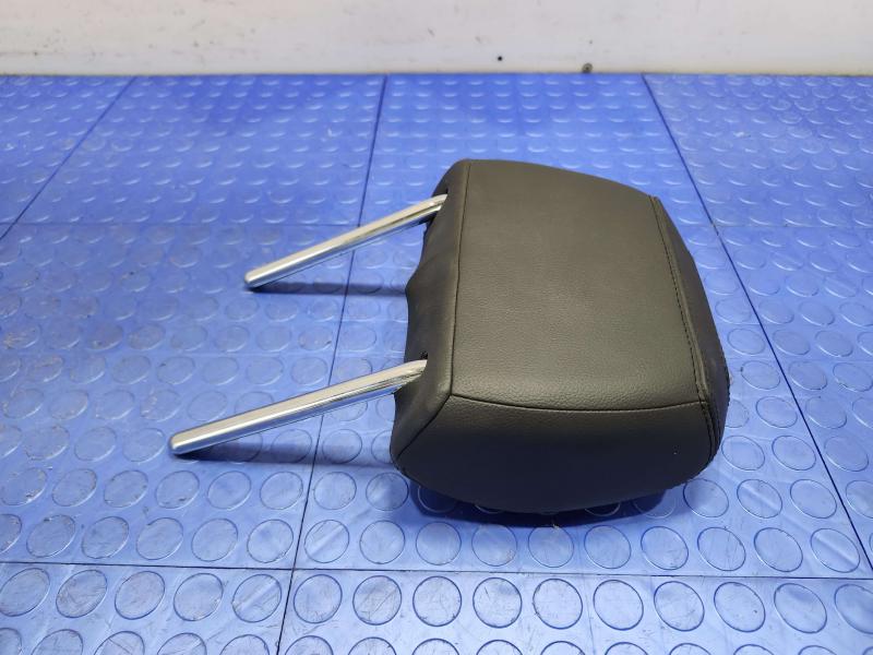 2020 Land Rover Discovery Sport Headrest