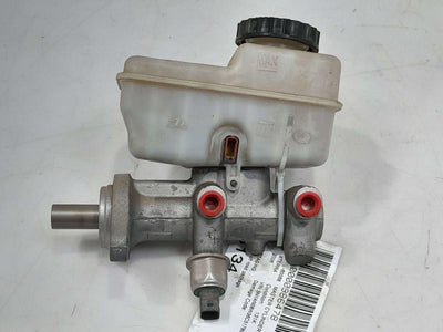 2006 Nissan Xterra Master Cylinder
