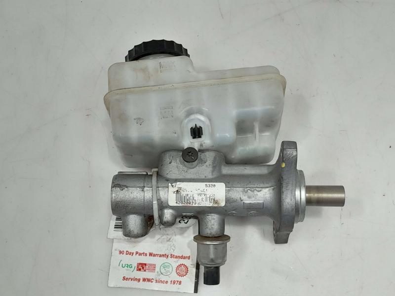 2006 Nissan Xterra Master Cylinder