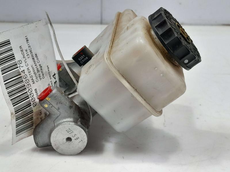 2006 Nissan Xterra Master Cylinder