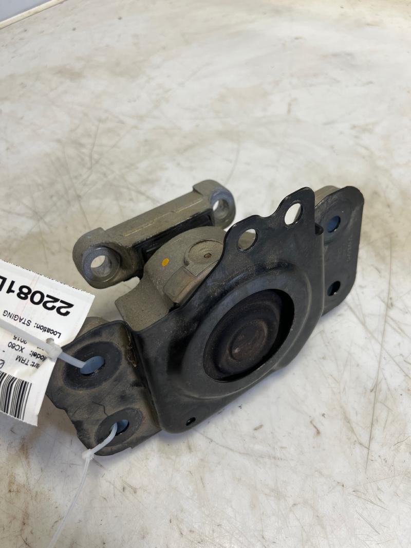 2015 Volvo XC60 Transmission Mount