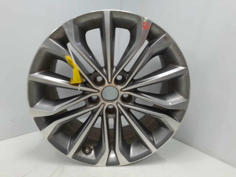 2016 Genesis Genesis Wheel