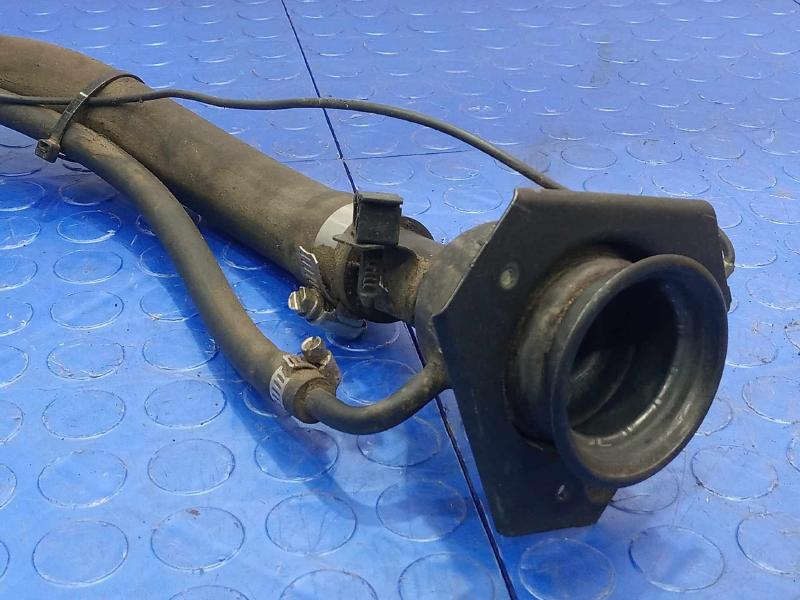 2014 Chevrolet Silverado 1500 Fuel Filler Neck