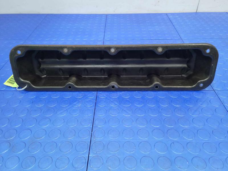 2002 Dodge B3500 Valve Cover