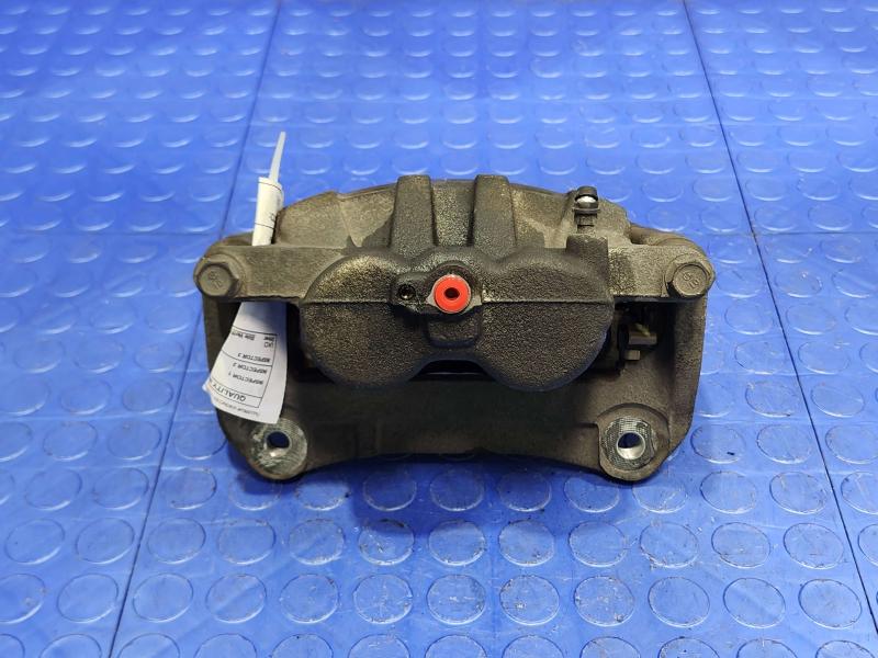 2018 Toyota Highlander Caliper