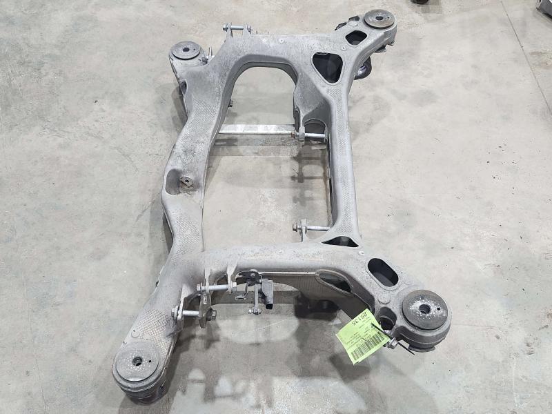 2015 Porsche Panamera Crossmember/Cradle/Undercarria