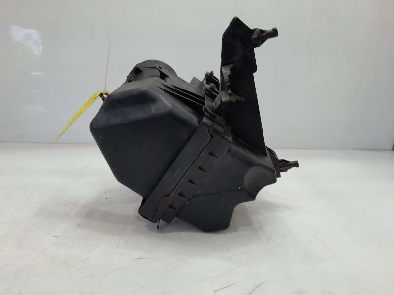 2016 - 2023 Nissan Maxima Engine Air Cleaner Box Assembly OEM 165004RA0A
